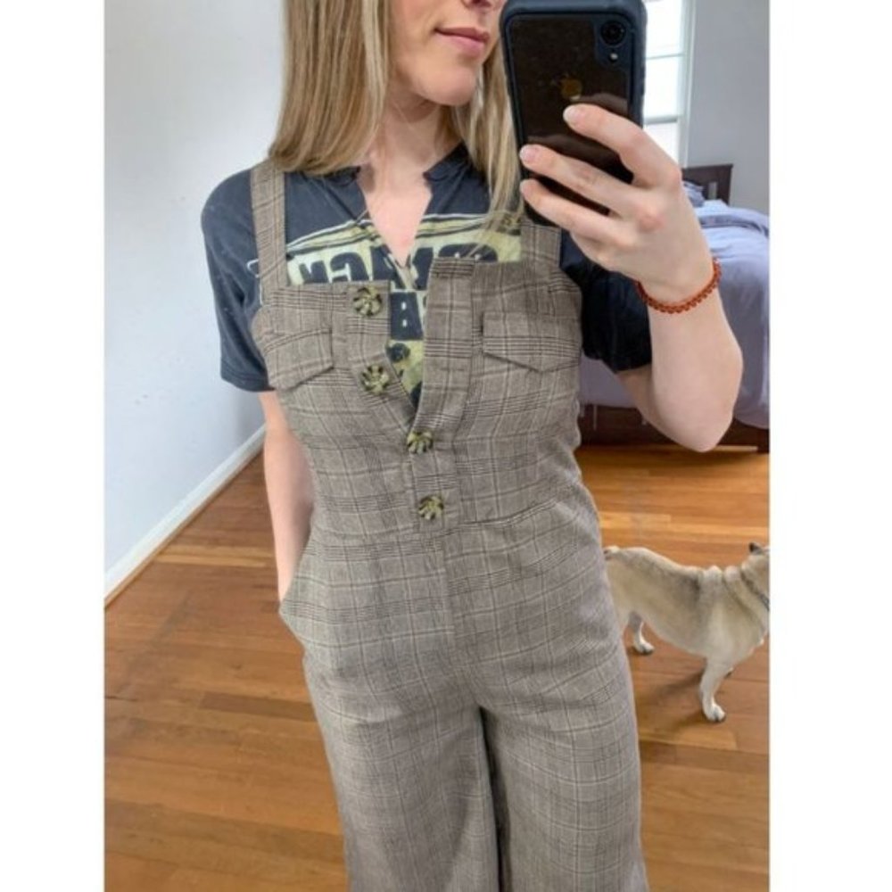 SOLD- Plaid Overalls/Jumpsuit